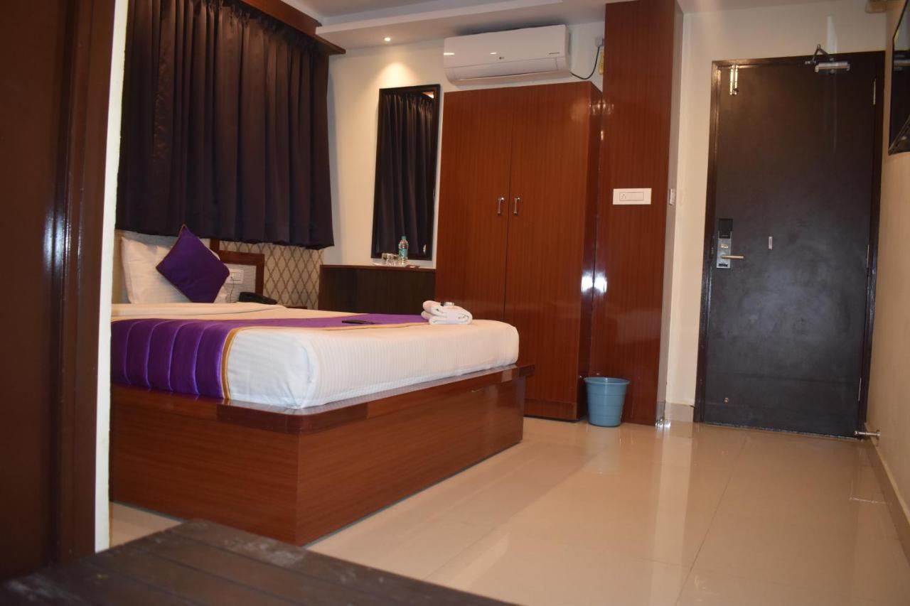 Hotel Ur Comforts Jayanagar Μπανγκαλόρ Εξωτερικό φωτογραφία