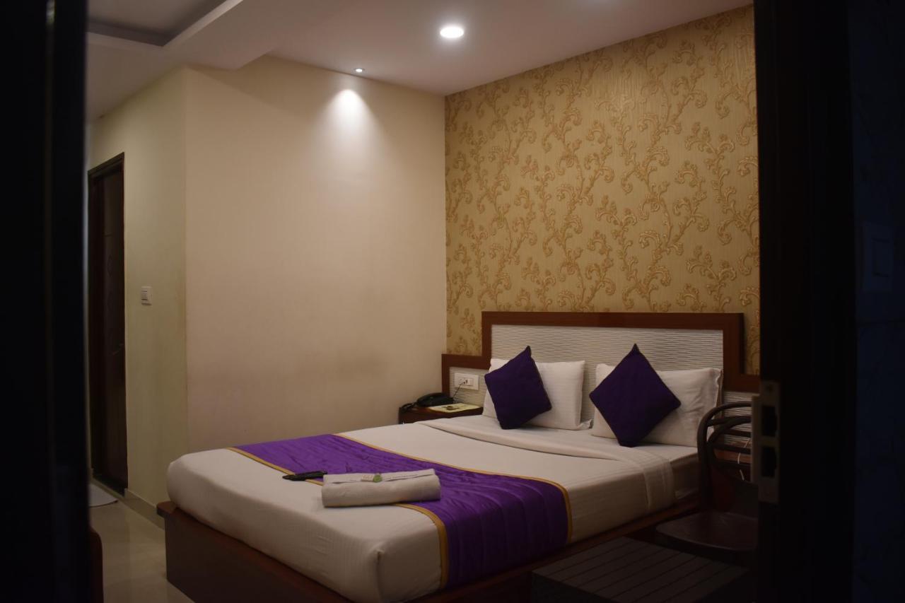 Hotel Ur Comforts Jayanagar Μπανγκαλόρ Εξωτερικό φωτογραφία