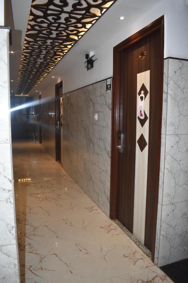 Hotel Ur Comforts Jayanagar Μπανγκαλόρ Εξωτερικό φωτογραφία